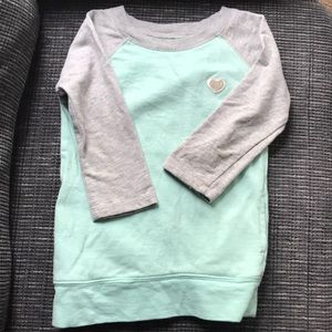 Girls 3t sweatshirt  Carter’s